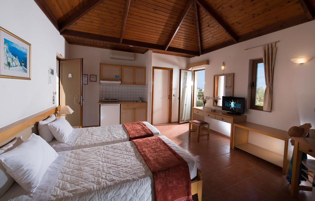 Vagia Mare Hotel Gerani  Exterior photo
